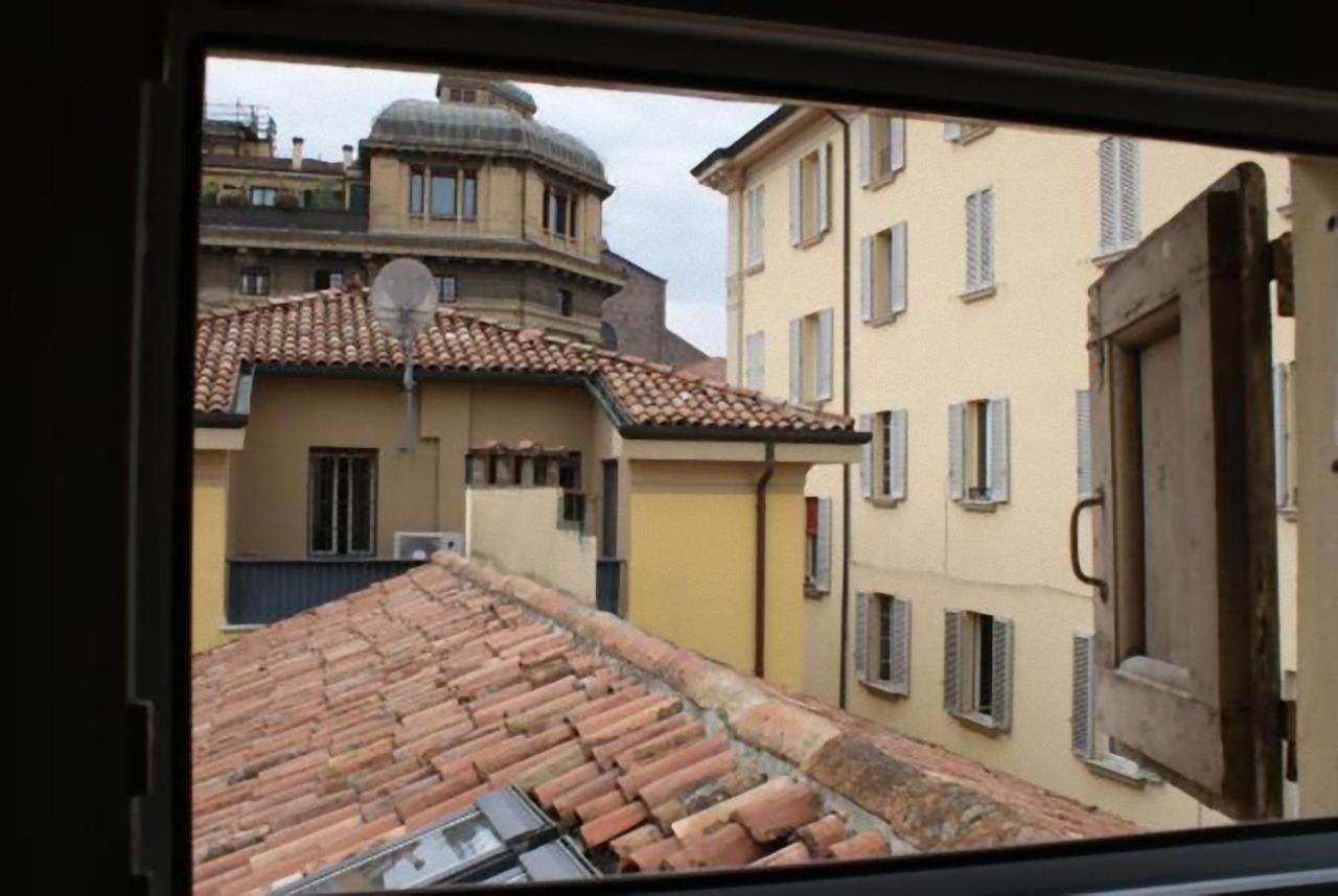 3-Tourist House Bologna-Mansarda - Self Check-In Διαμέρισμα Εξωτερικό φωτογραφία